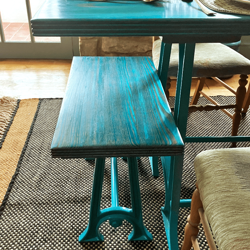 Colpop Seat & Accent table - Twisted Eye